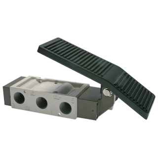 1/2" BSPP - 5/2 Double - Detented - Foot Treadle Valve